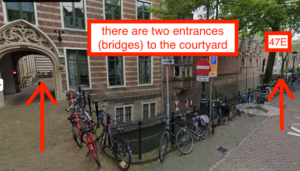 picture of bridge-entrances to the courtyard